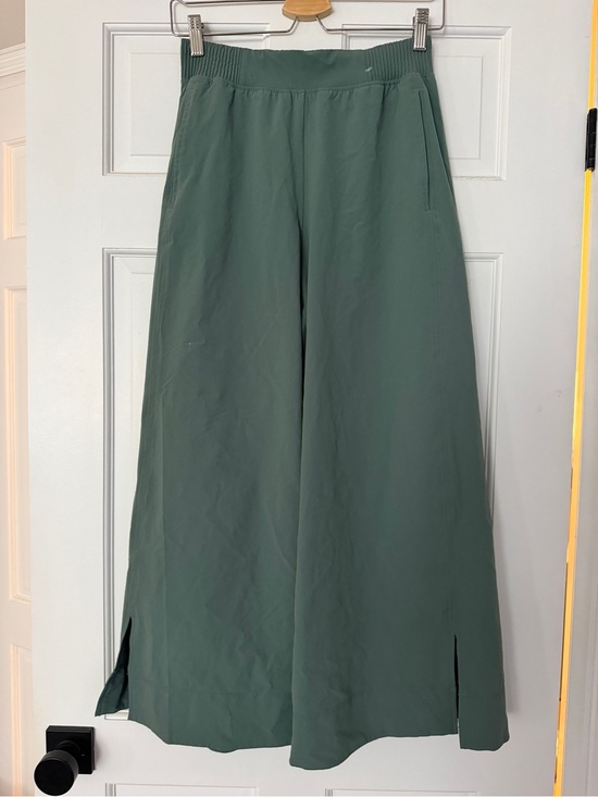 lululemon athletica Pants - Lululemon Stretch Woven Wide-Leg High-Rise Cropped Pant